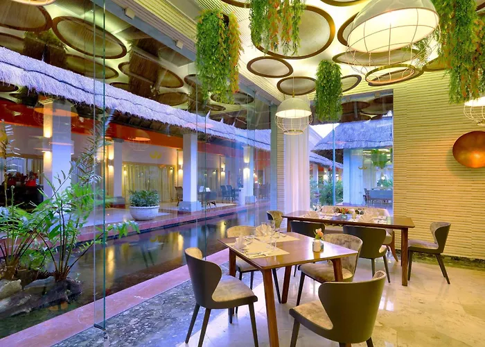 Resort Family Selection At Grand Palladium Kantenah & 5*