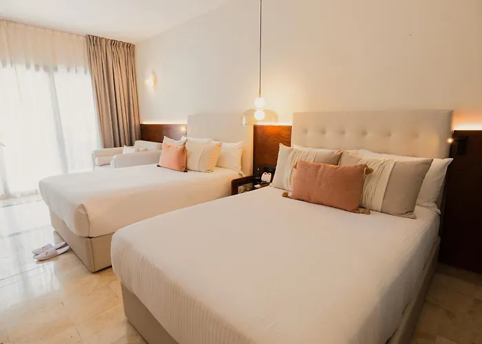 Resort Family Selection At Grand Palladium Kantenah & Akumal