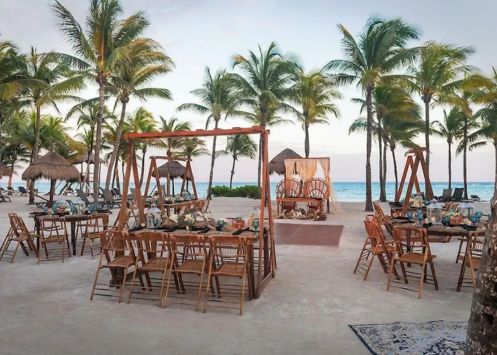 Family Selection At Grand Palladium Kantenah & 5* Akumal
