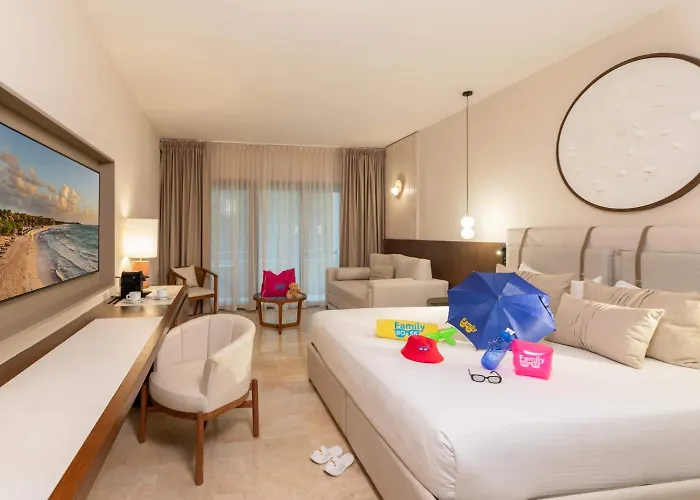 Resort Family Selection At Grand Palladium Kantenah & 5*