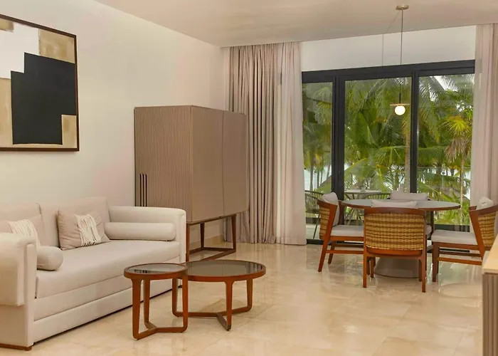 Resort Family Selection At Grand Palladium Kantenah & Akumal